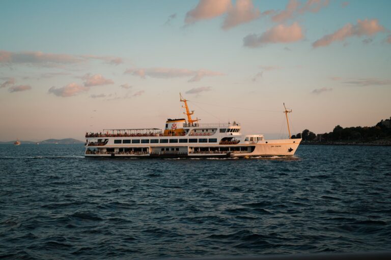 Comment explorer les îles ?