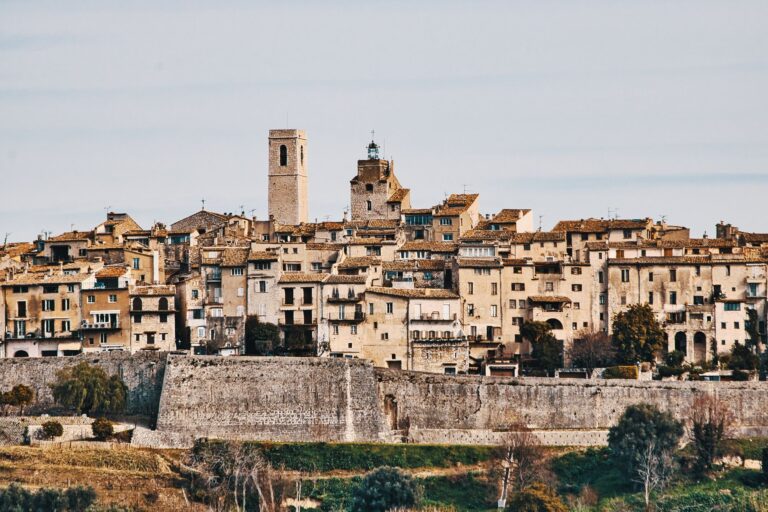 À Gargas, des formules pour prolonger un séjour d’automne dans le Luberon